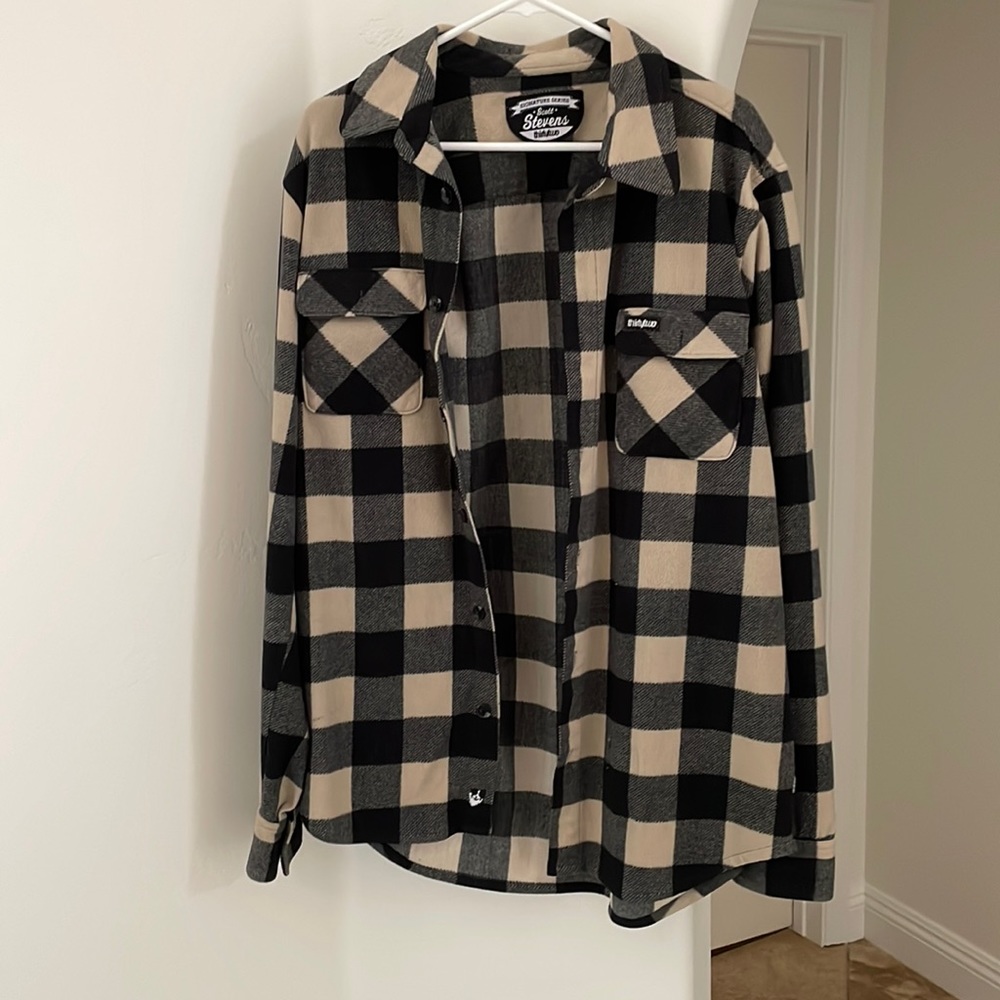 Thirty two. Scott Stevens Signature Series